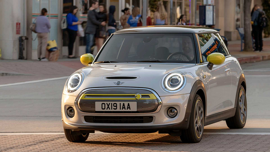 mini-cooper-se-2019.jpg