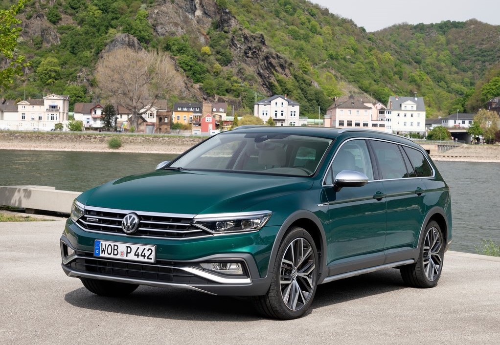 Volkswagen-Passat_Alltrack-2020-1024-0a.jpg