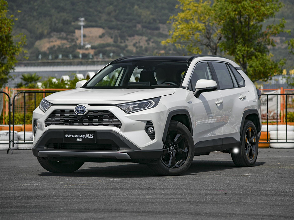 RAV4.jpg RAV4.jpg
