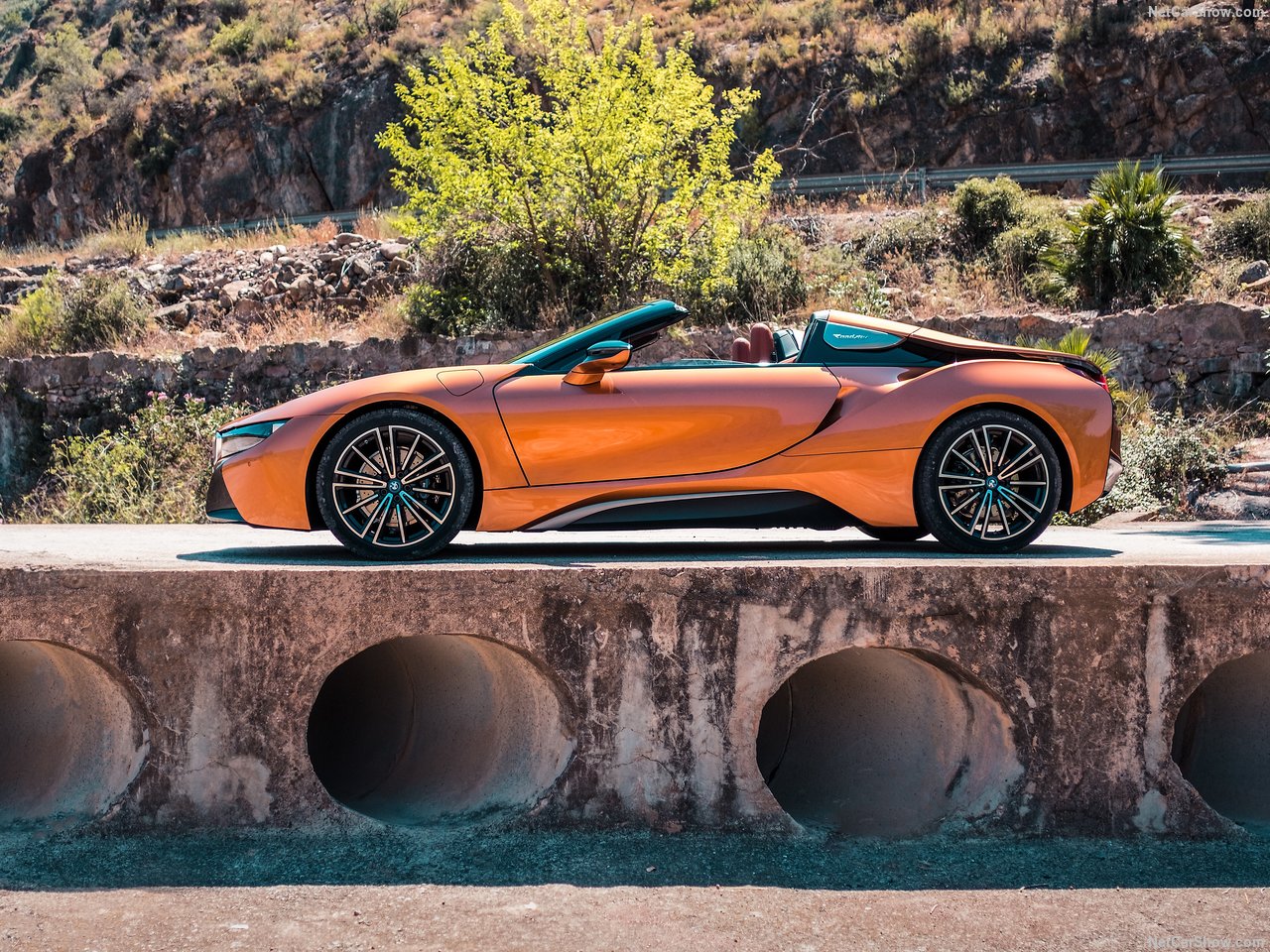 BMW-i8_Roadster_UK-Version-2019-1280-14.jpg