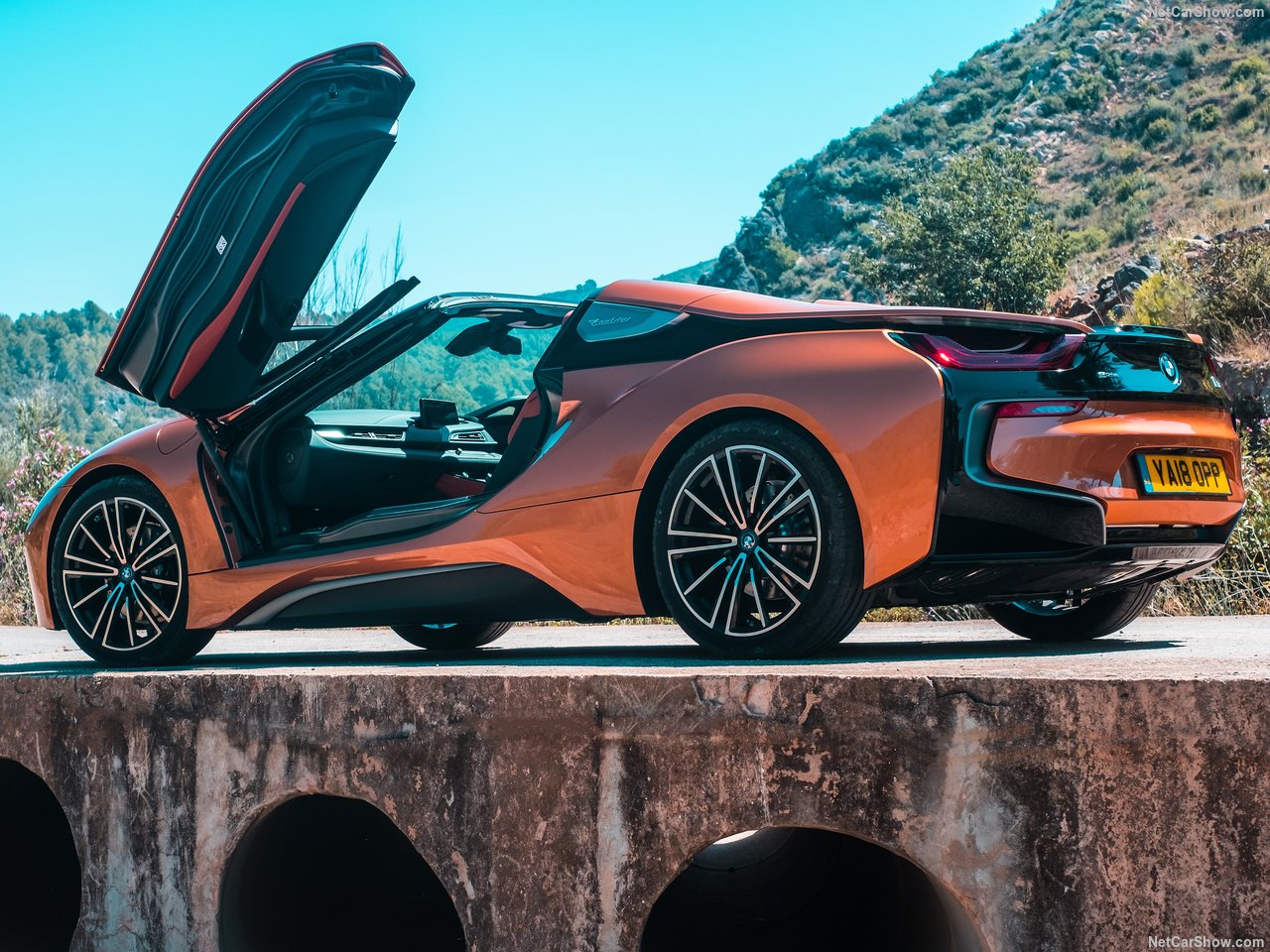 BMW-i8_Roadster_UK-Version-2019-1280-15.jpg